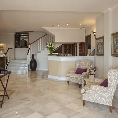 Piedra Paloma מלון אסטפונה