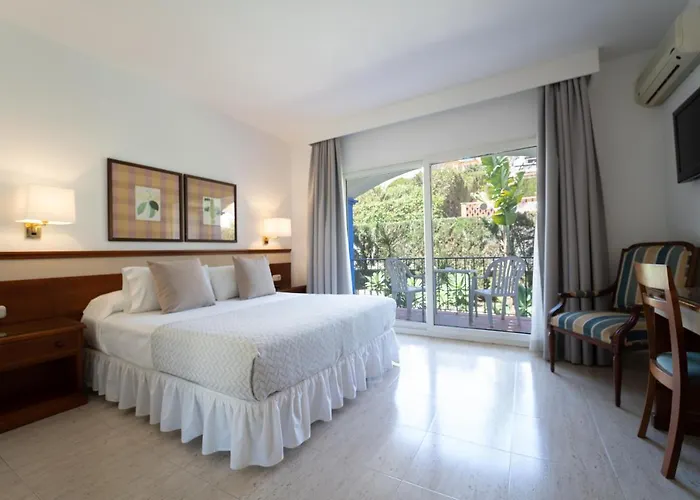 Hotel Piedra Paloma 2*