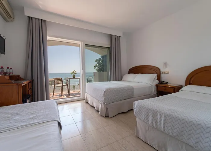 Piedra Paloma Hotel 2*