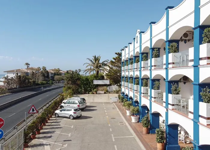 Piedra Paloma Hotel 2*