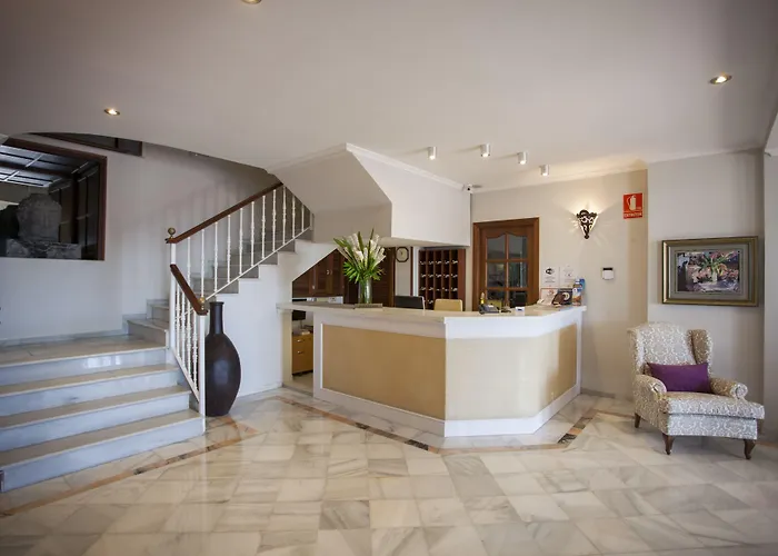 Hotel Piedra Paloma 2*