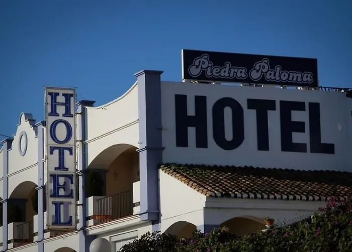 Hotel Piedra Paloma 2*